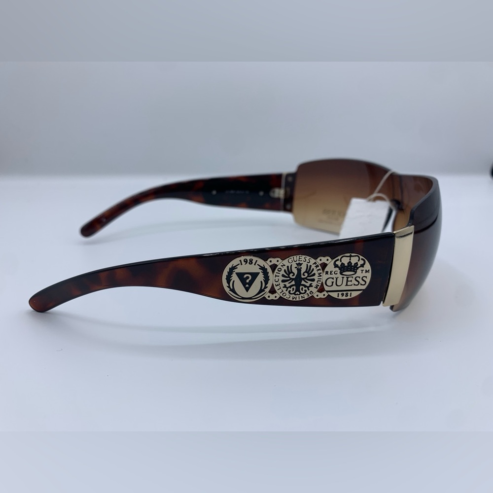 Guess Men Vintage Sunglasses - GU6605